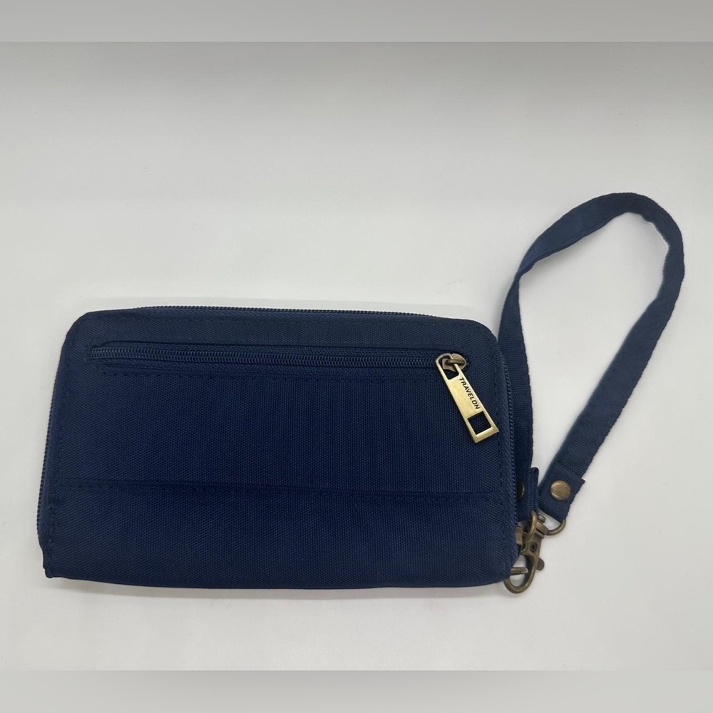 Travelon Zip Around Navy Blue Wallet Wristlet 4x6.5โ Coin Section on Outside EUC